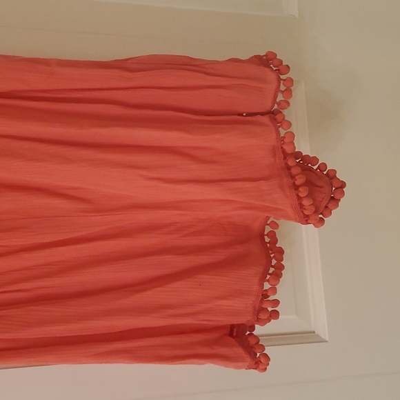 Pink Juniors Romper - Picture 2 of 6